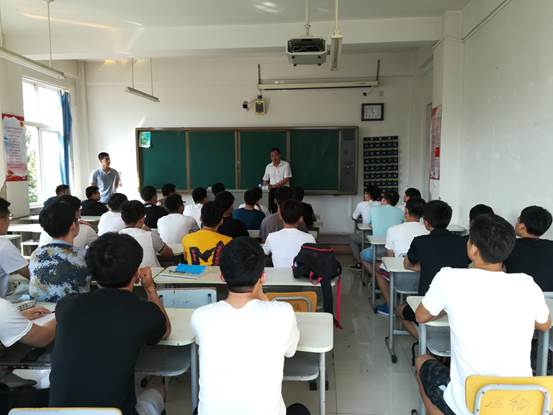 说明: F:\资料\照片资料\2019\铁科研实践动员\IMG_20190703_155821.jpg